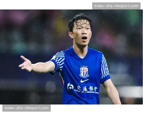 新星闪耀：专访上海海港20岁中场小将，谈中超处子赛季感受
